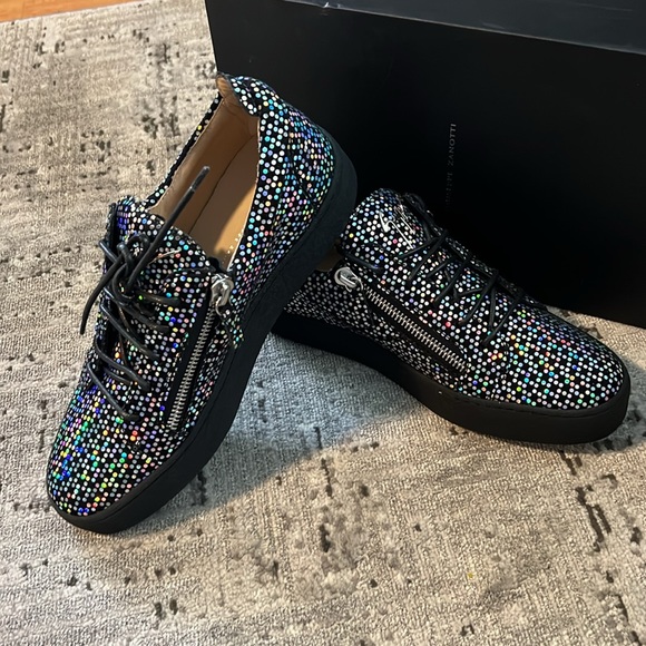 Giuseppe Zanotti Double Zip Low Top Sneakers - Picture 6 of 9